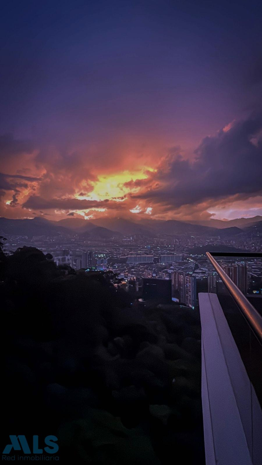 VENTA DE APARTAMENTO EN EL POBLADO CON HERMOSA VISTA medellin - poblado 2