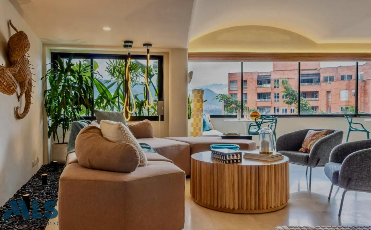 Penthouse lujoso en milla de oro medellin - milla de oro