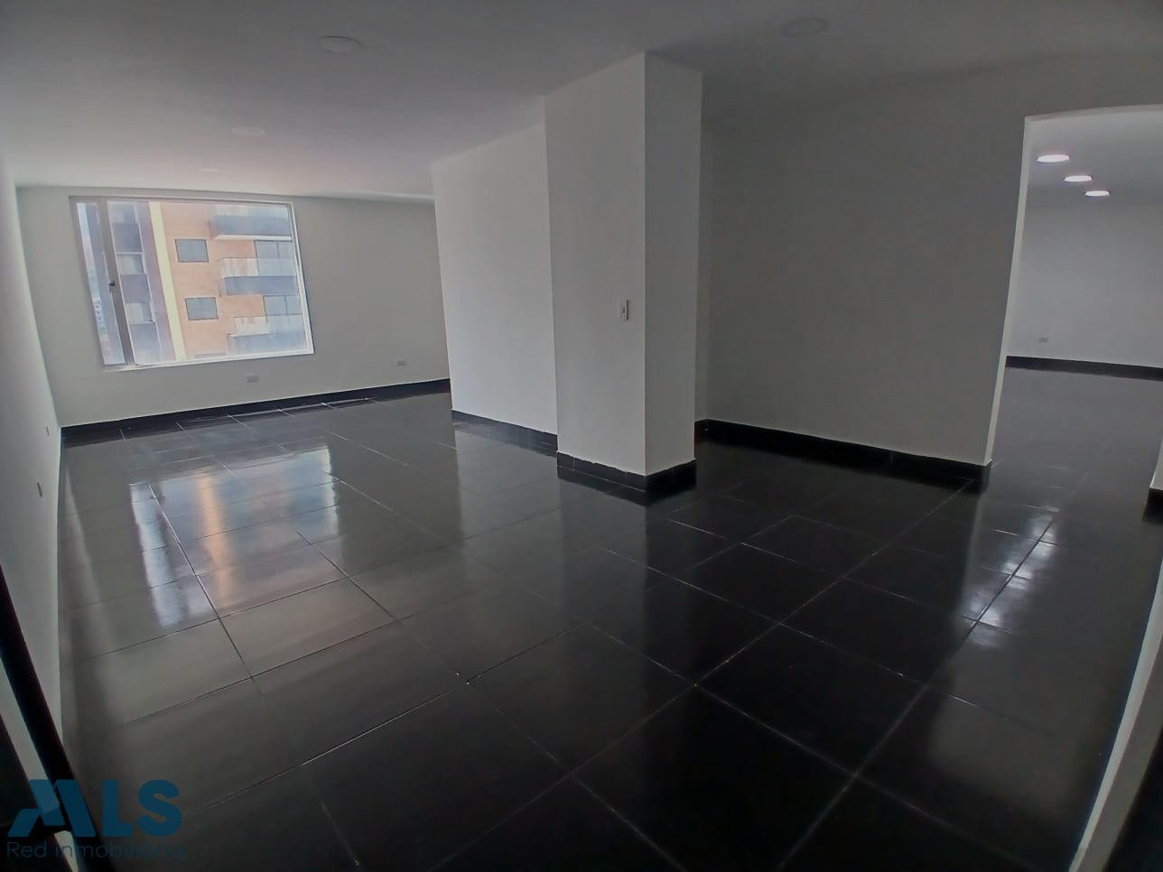 Ubica tu negocio en un exclusivo edificio envigado - el dorado
