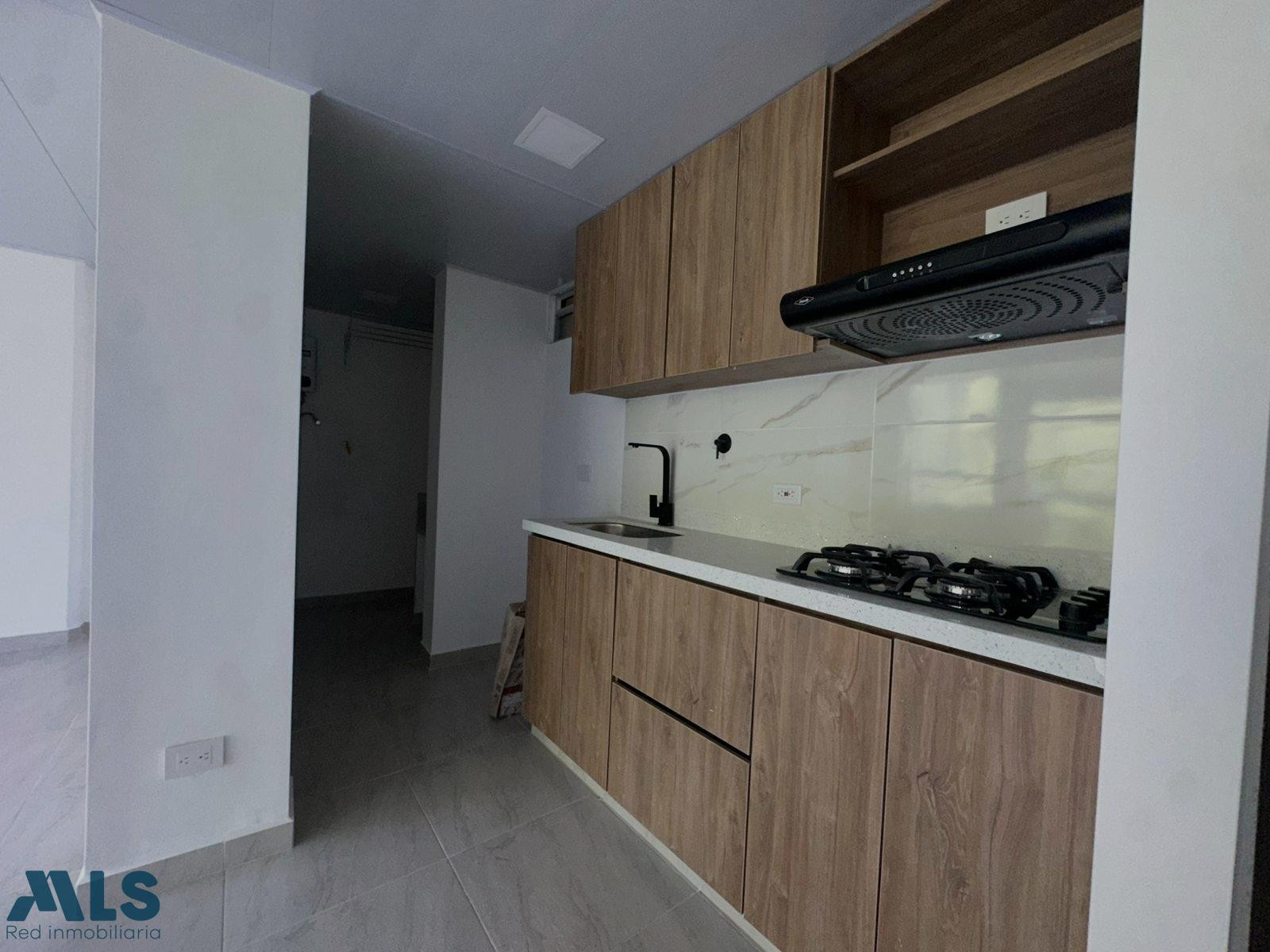 apartamento en el poblado a 3 min del túnel de oriente medellin - loma del indio