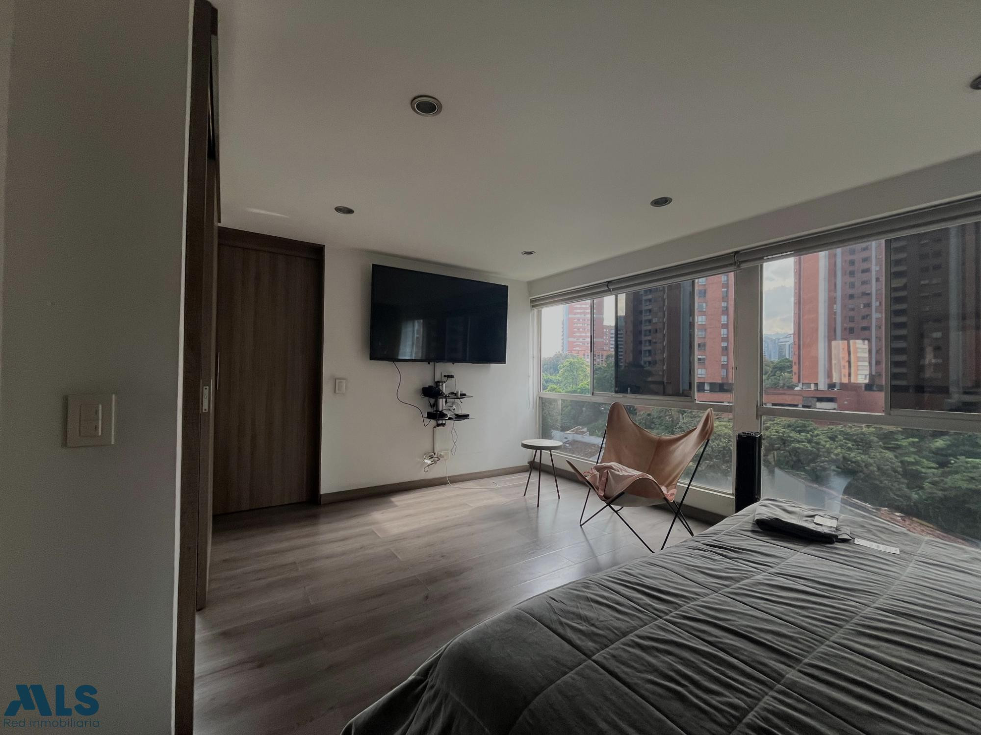 aparatestudio con excelente ubicación medellin - santa maria de los angeles