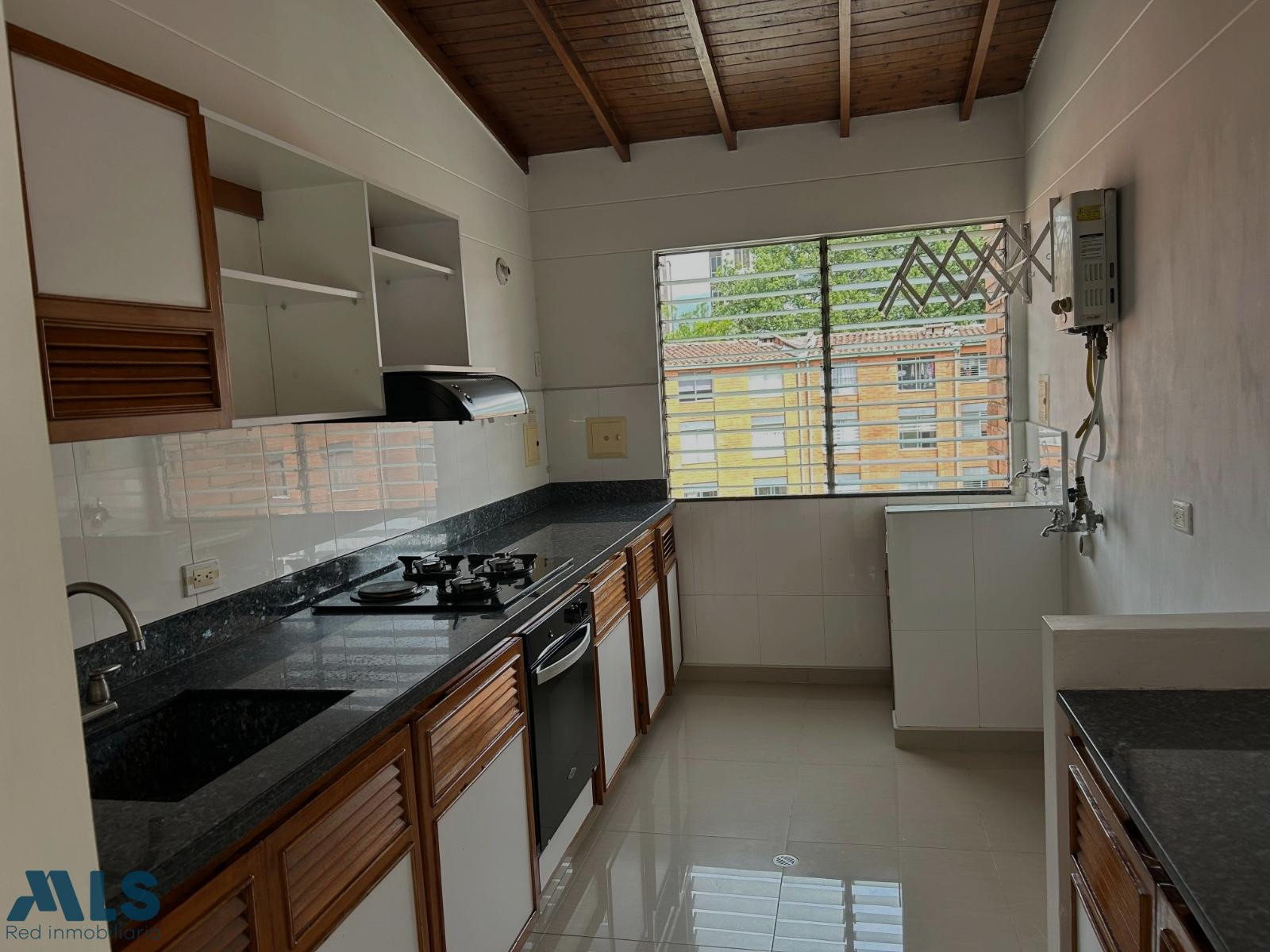 Apartamento en Venta Loma De san Julián. medellin - loma de san julian