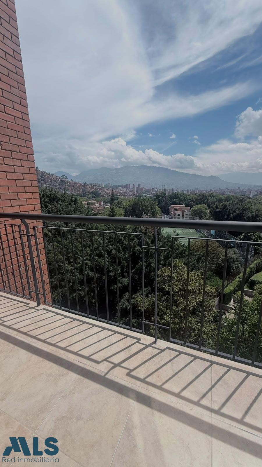 APARTAMENTO REMODELADO UBICACIÓN ESTRATÉGICA EN LOMA LOS BERNAL medellin - loma de los bernal