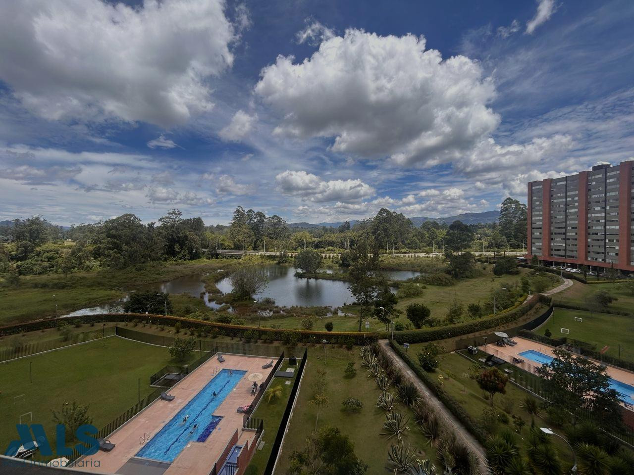 APARTAMENTO CON HERMOSA VISTA PARA LA VENTA rionegro - el porvenir