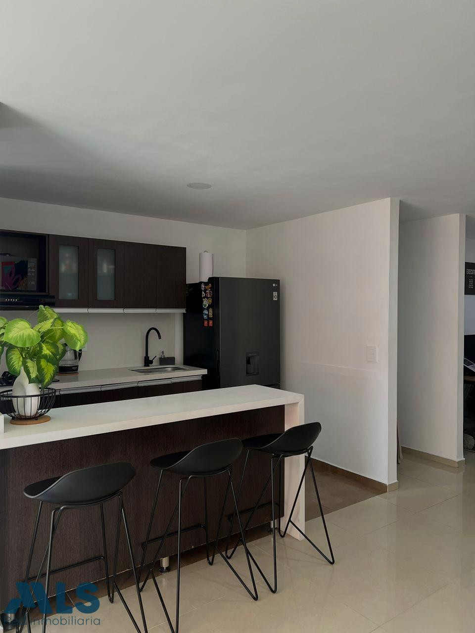 APARTAMENTO EN VENTA EN SABANETA - LOMA LINDA sabaneta - aves marias