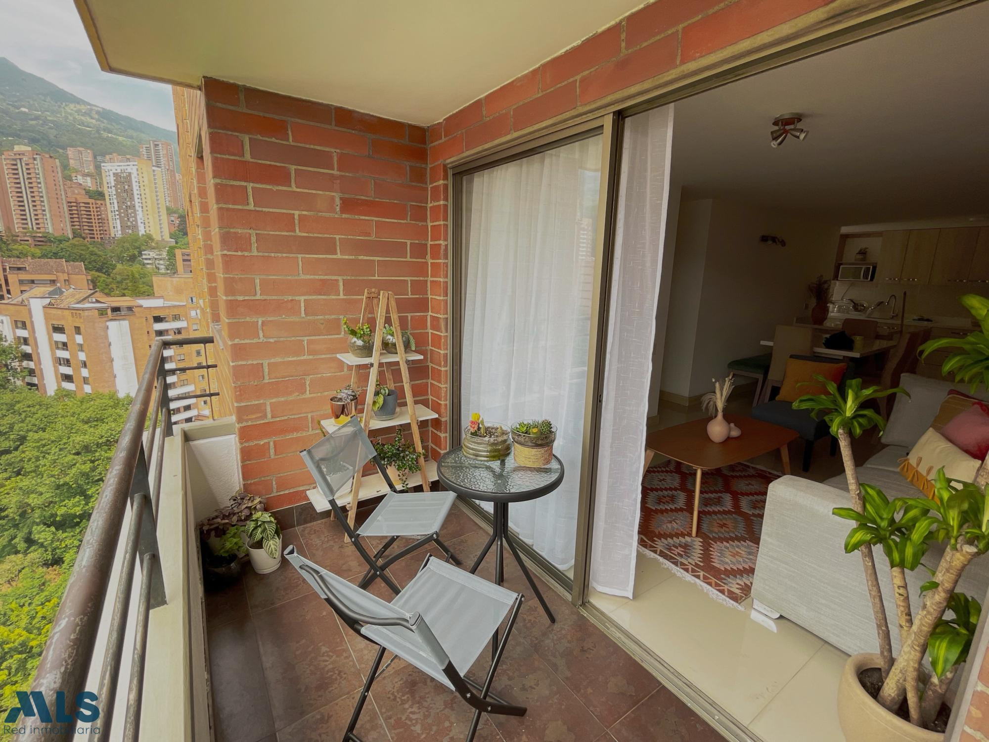 Hermoso apartamento muy cerca a Provenza. Amoblado. medellin - la florida