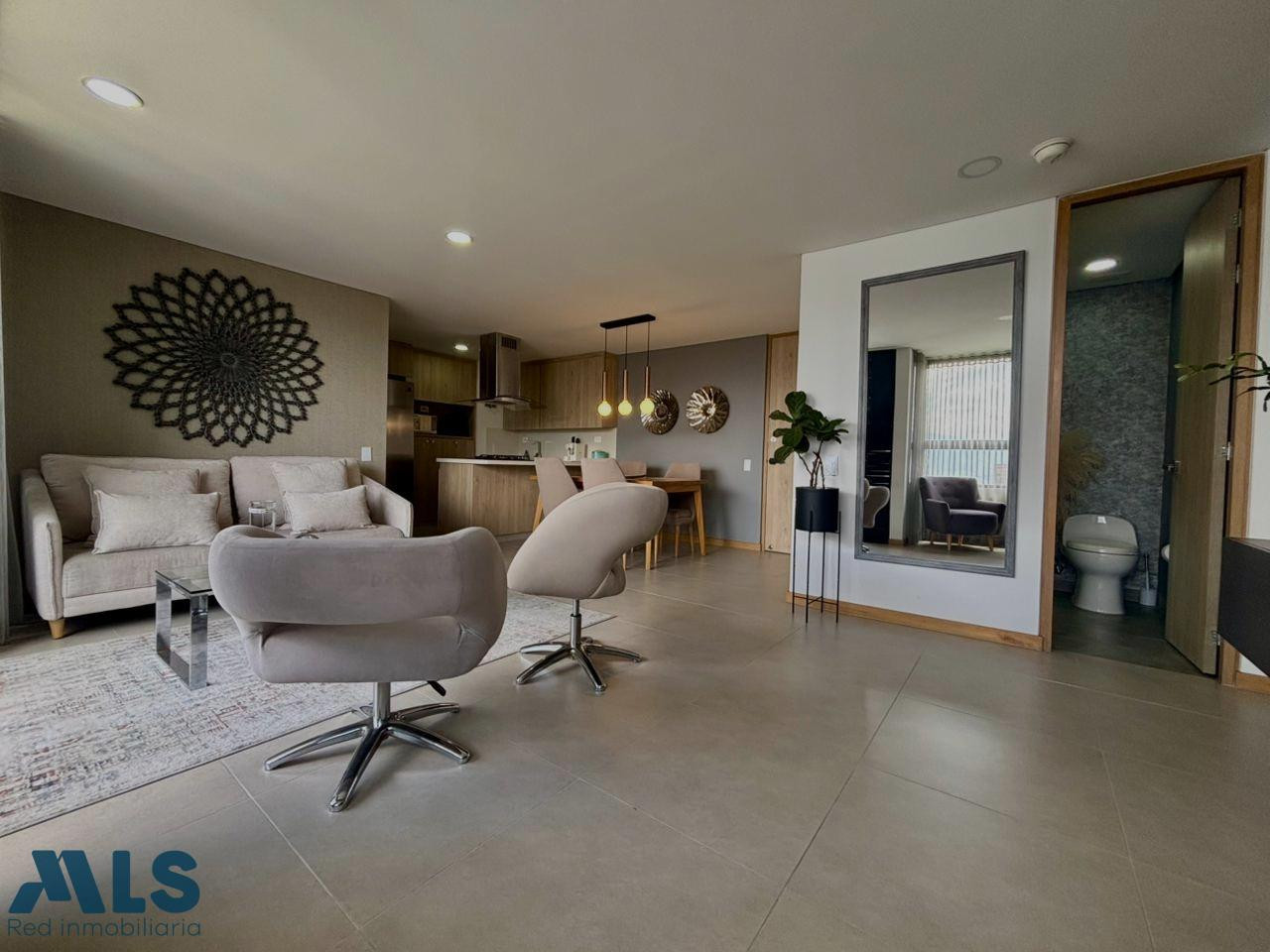 Apartamento con excelente vista medellin - las palmas