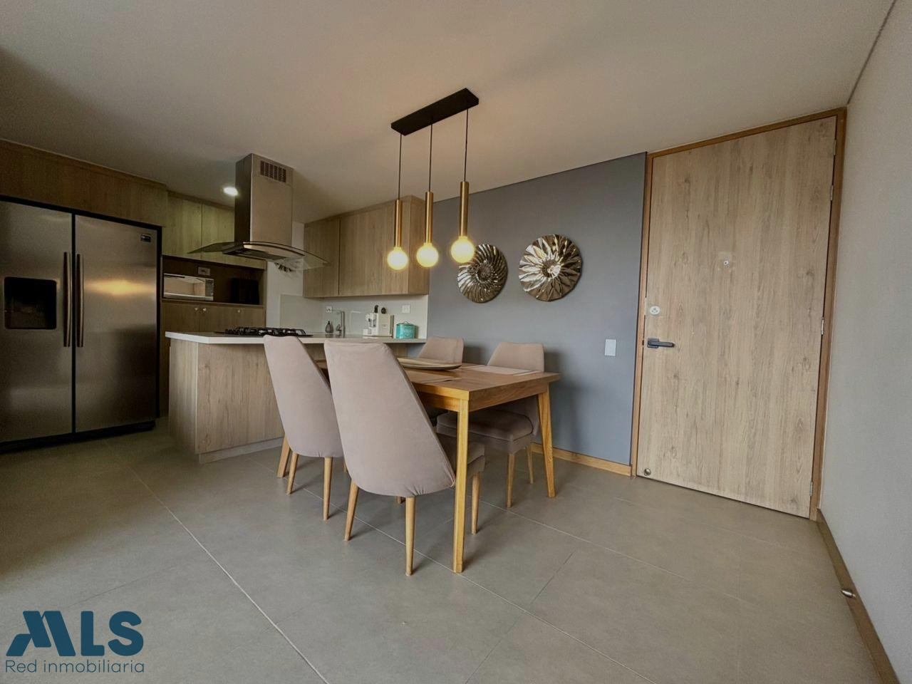 Apartamento con excelente vista medellin - las palmas