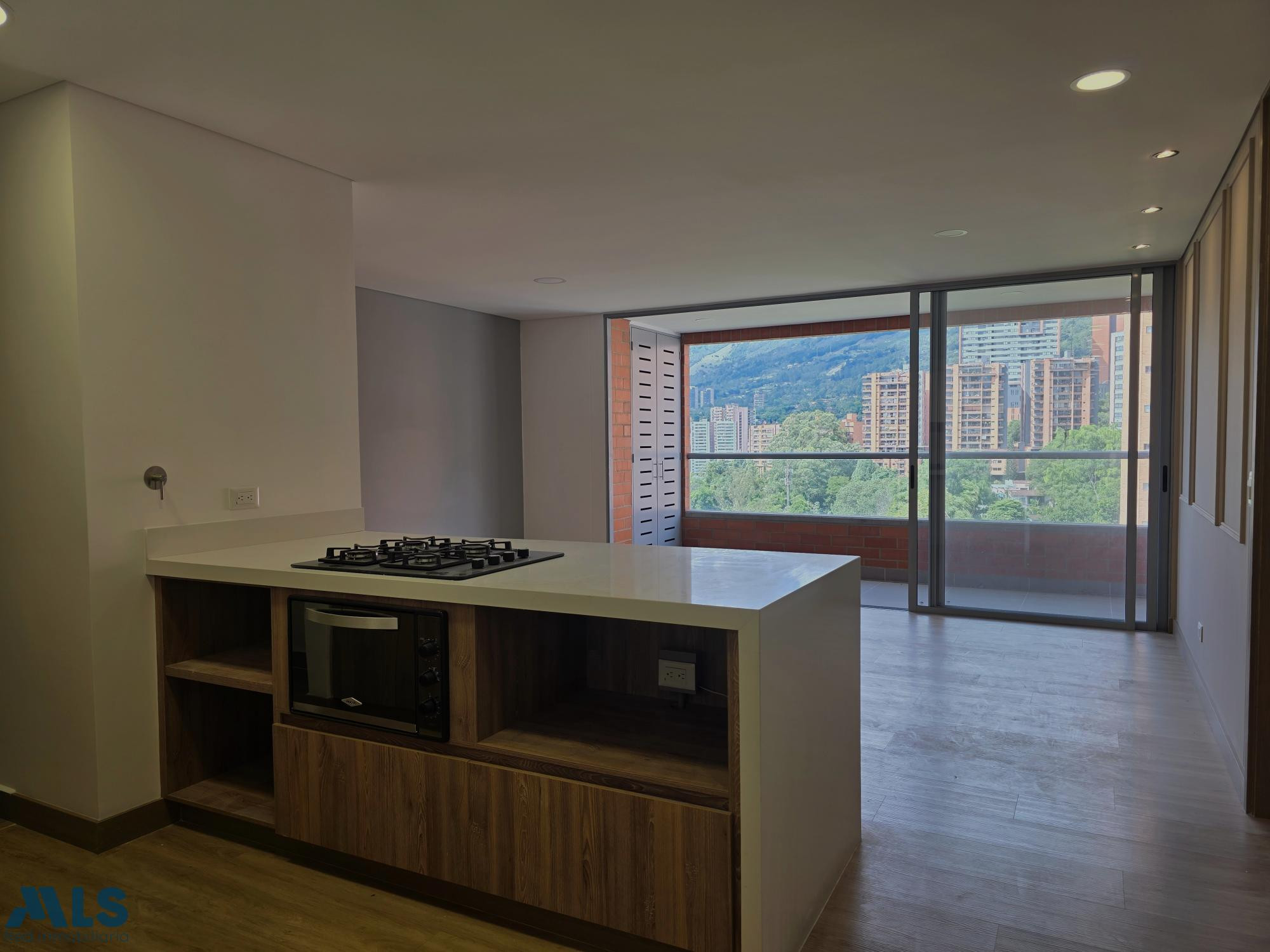 Diseño, confort y alta valorización. envigado - loma de las brujas