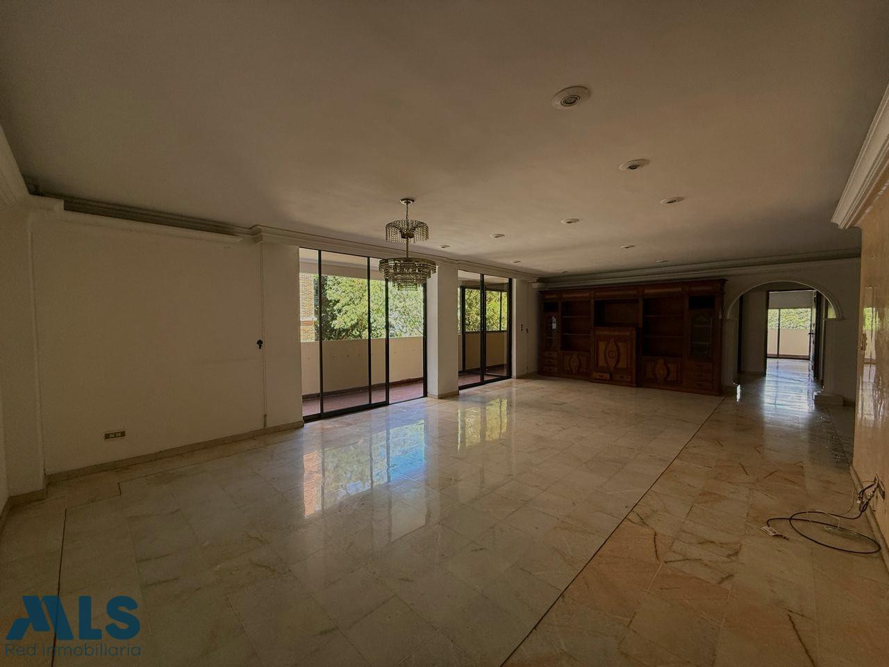 Venta de amplio apartamento en el Poblado , El campestre medellin - el campestre