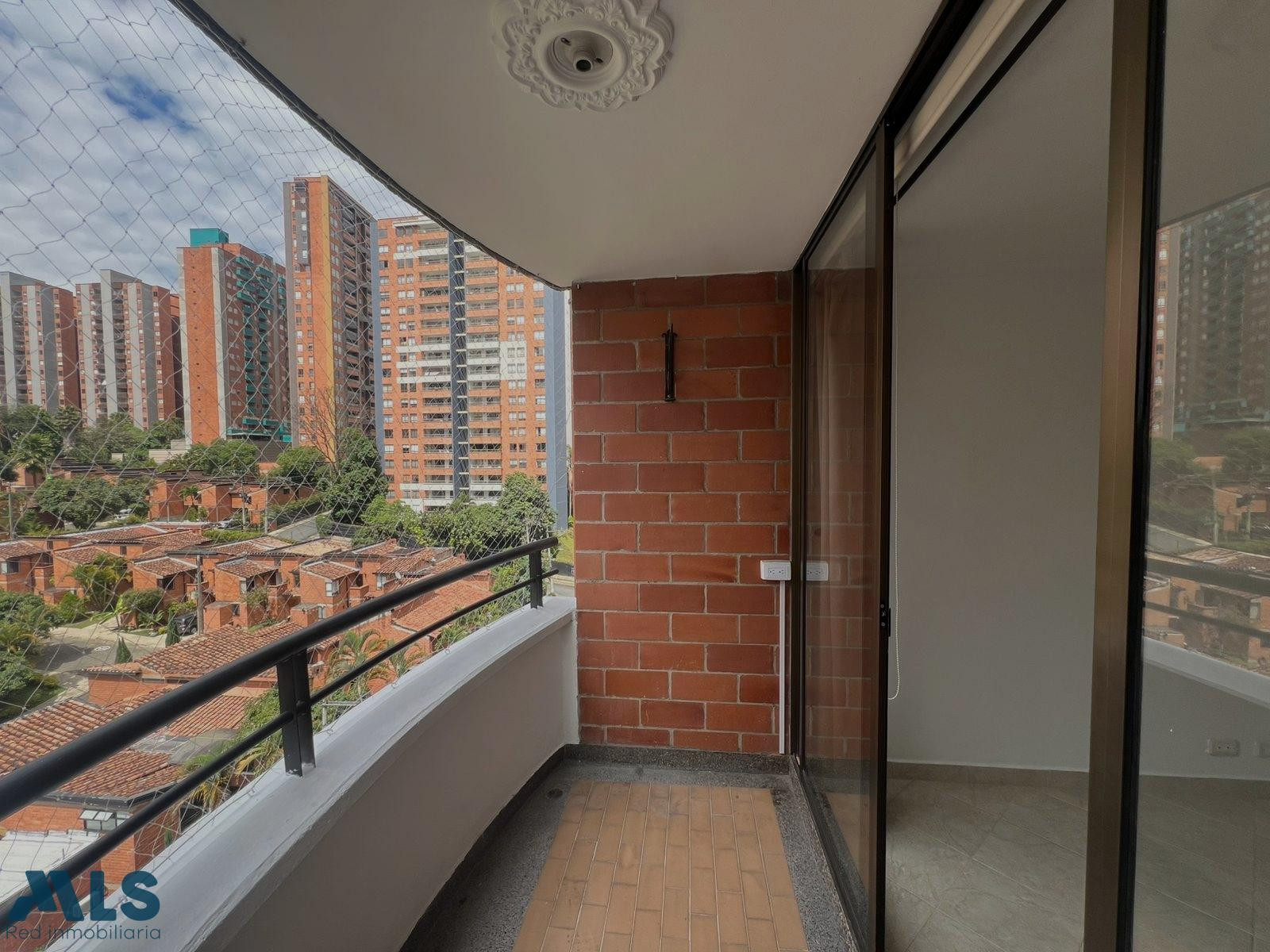 Apartamento en venta en Belen, Sector Loma de Los Bernal medellin - loma de los bernal