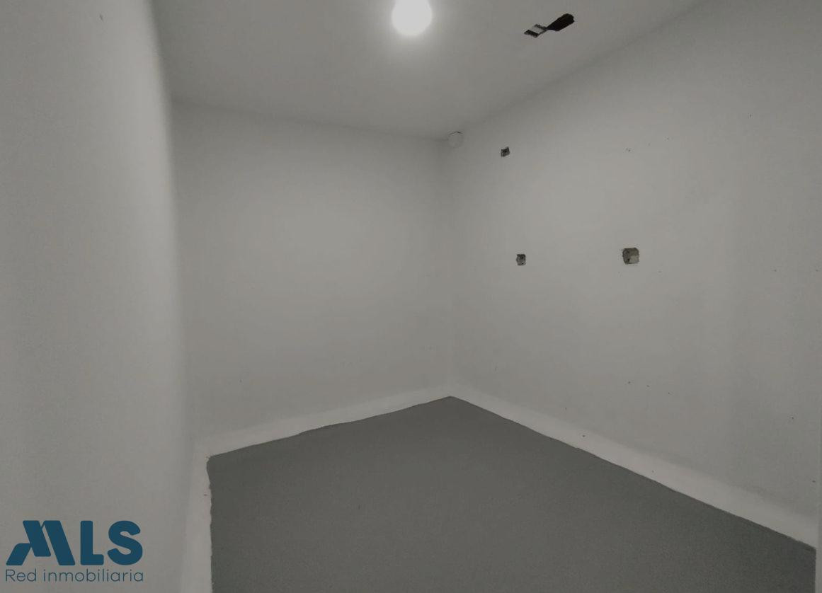 Bodega en venta en Guayabal, Sector Cristo Rey medellin - cristo rey