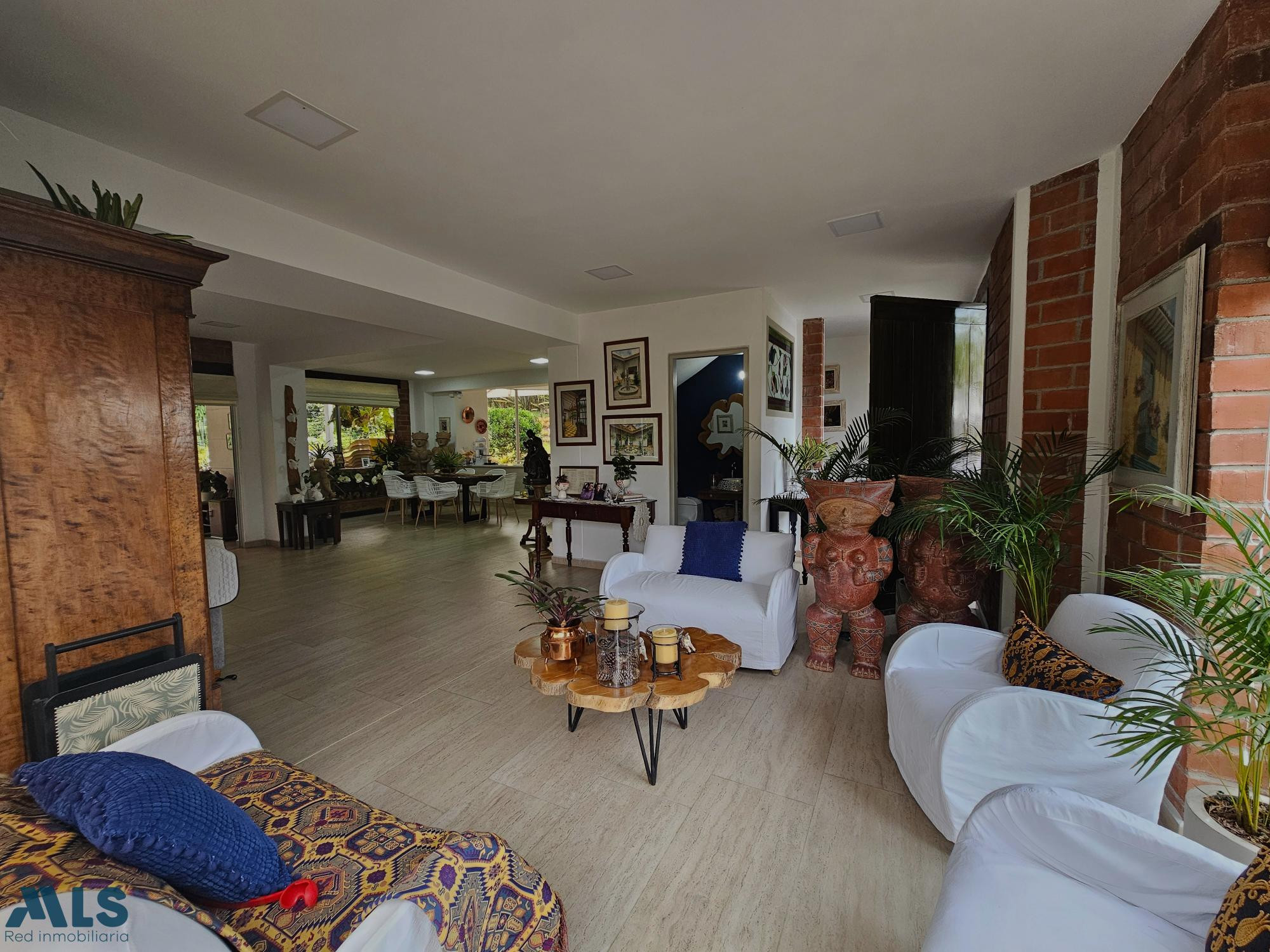CASA CAPMESTRE EN LA CIUDAD envigado - loma del escobero