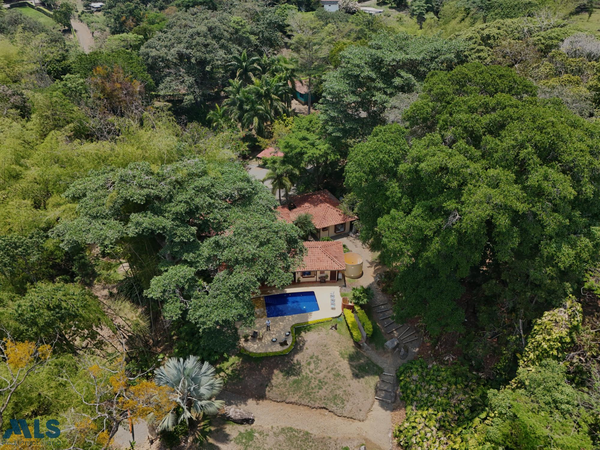 VENTA DE HERMOSA FINCA EN VENECIA ANTIOQUIA venecia - la amalia
