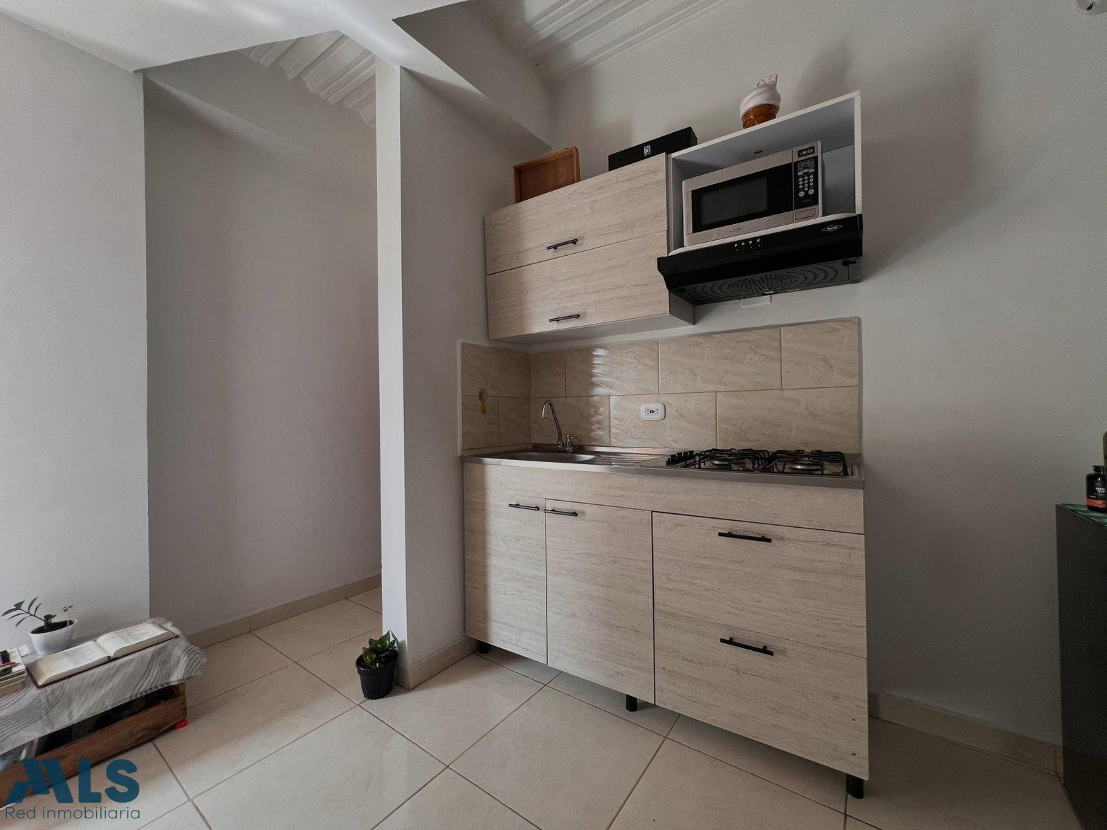 Apartamento comodo y luminoso. amaga - parque principal