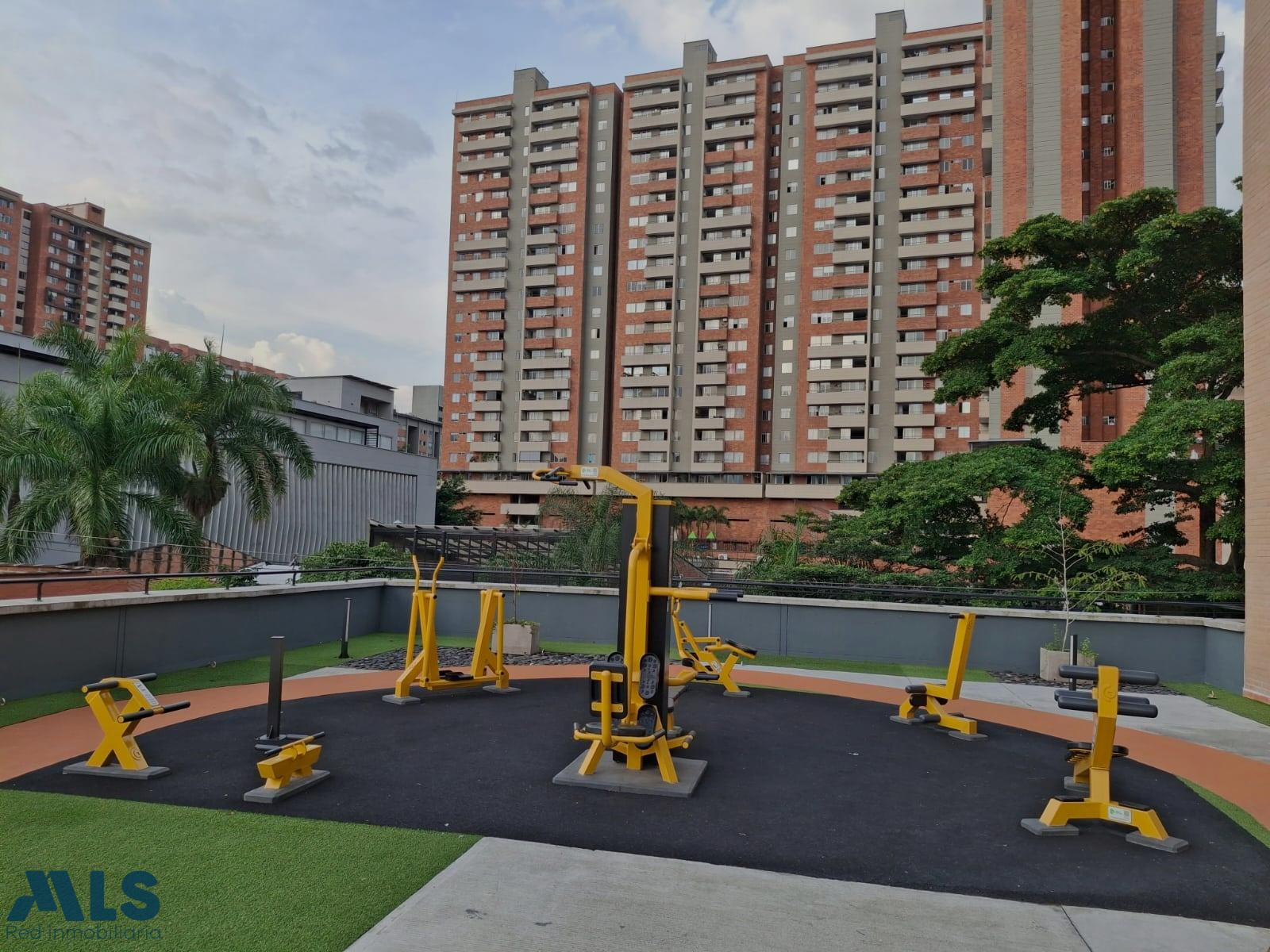 Apartamento en Los Colores . medellin - los colores