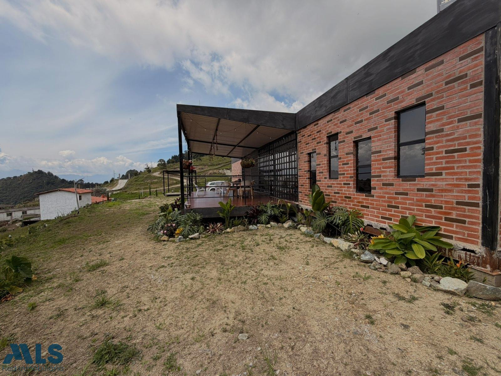 Casa campestre con vista panorámica bello - san felix