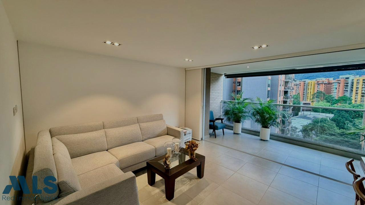 ¡Apartamento casi nuevo en venta en Envigado, Pontevedra! envigado - pontevedra