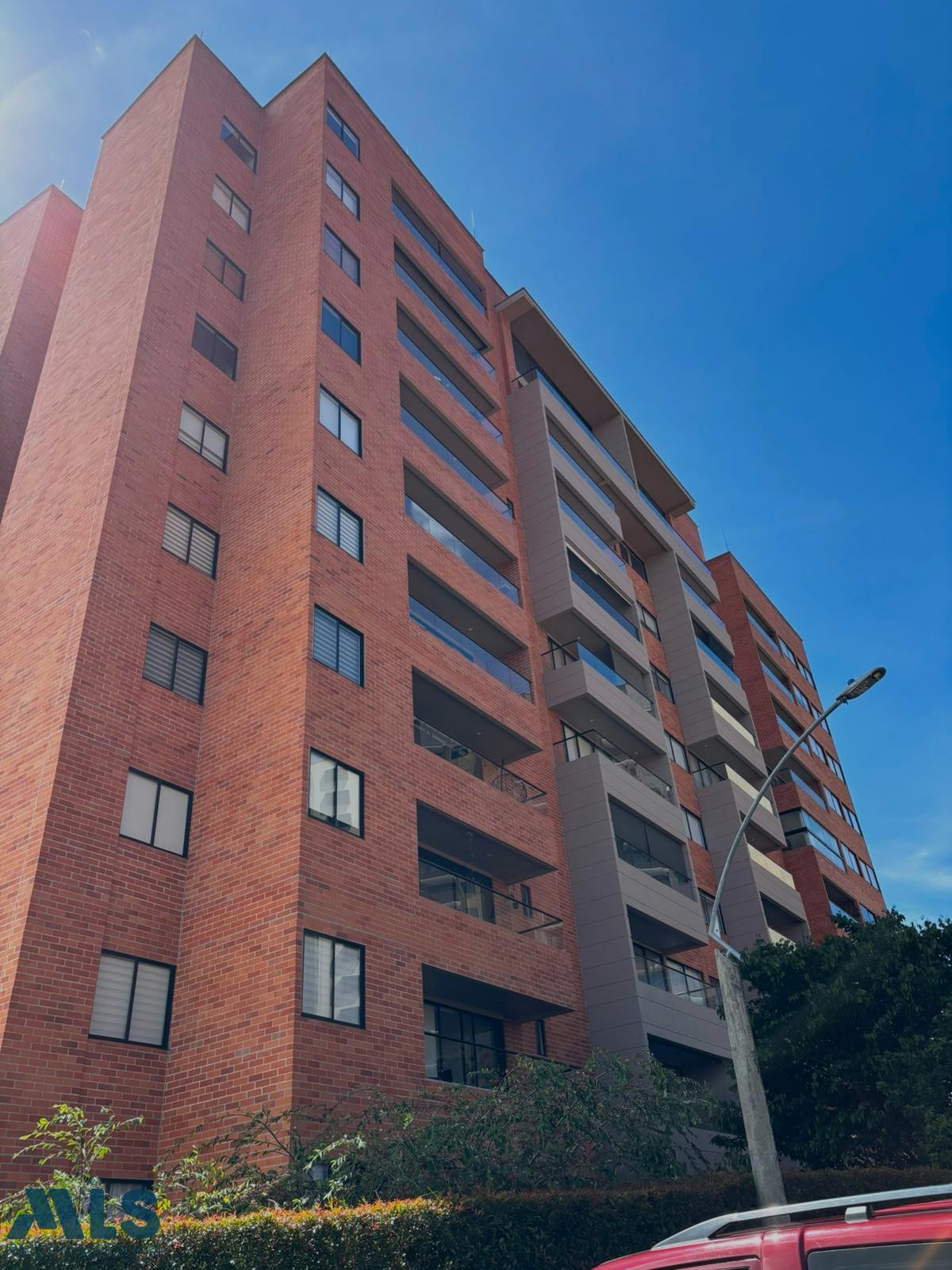 hermoso aparta estudio en pietrasanta campestre rionegro - san antonio de pereira