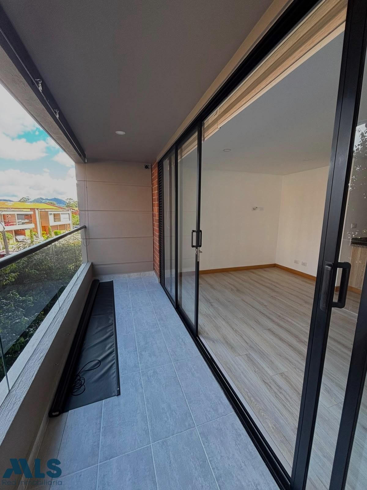 hermoso aparta estudio en pietrasanta campestre rionegro - san antonio de pereira