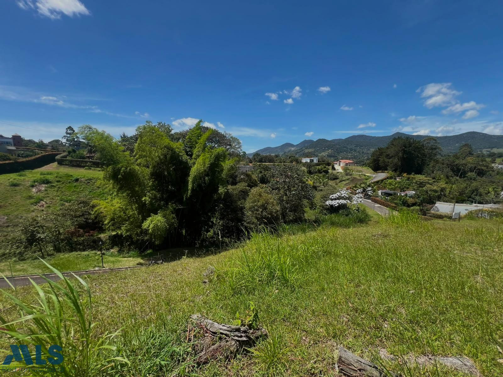 hermoso lote en venta en hermosa parcelacion la-ceja - corredor san antonio la ceja la ceja