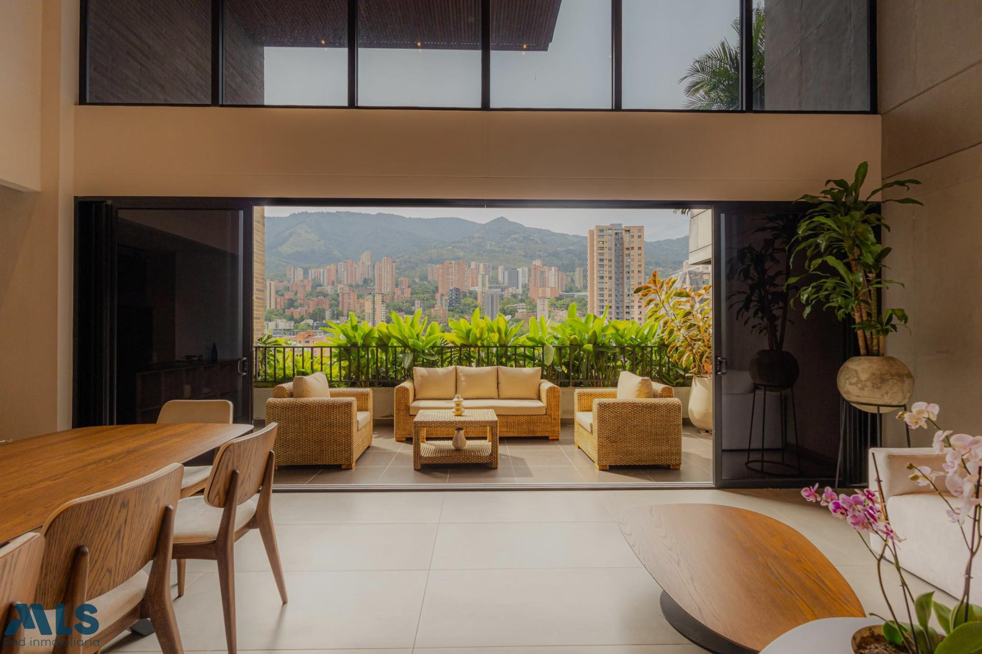 Tu próximo activo de alto rendimiento en Morph: 145 m2 con diseño moderno medellin - milla de oro