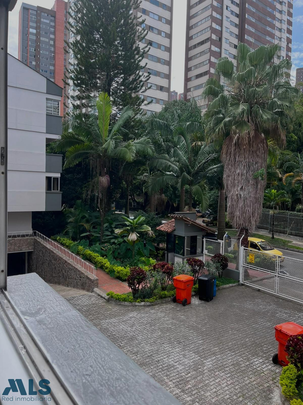 APARTAMENTO EN EL POBLADO - CASTROPOL medellin - castropol