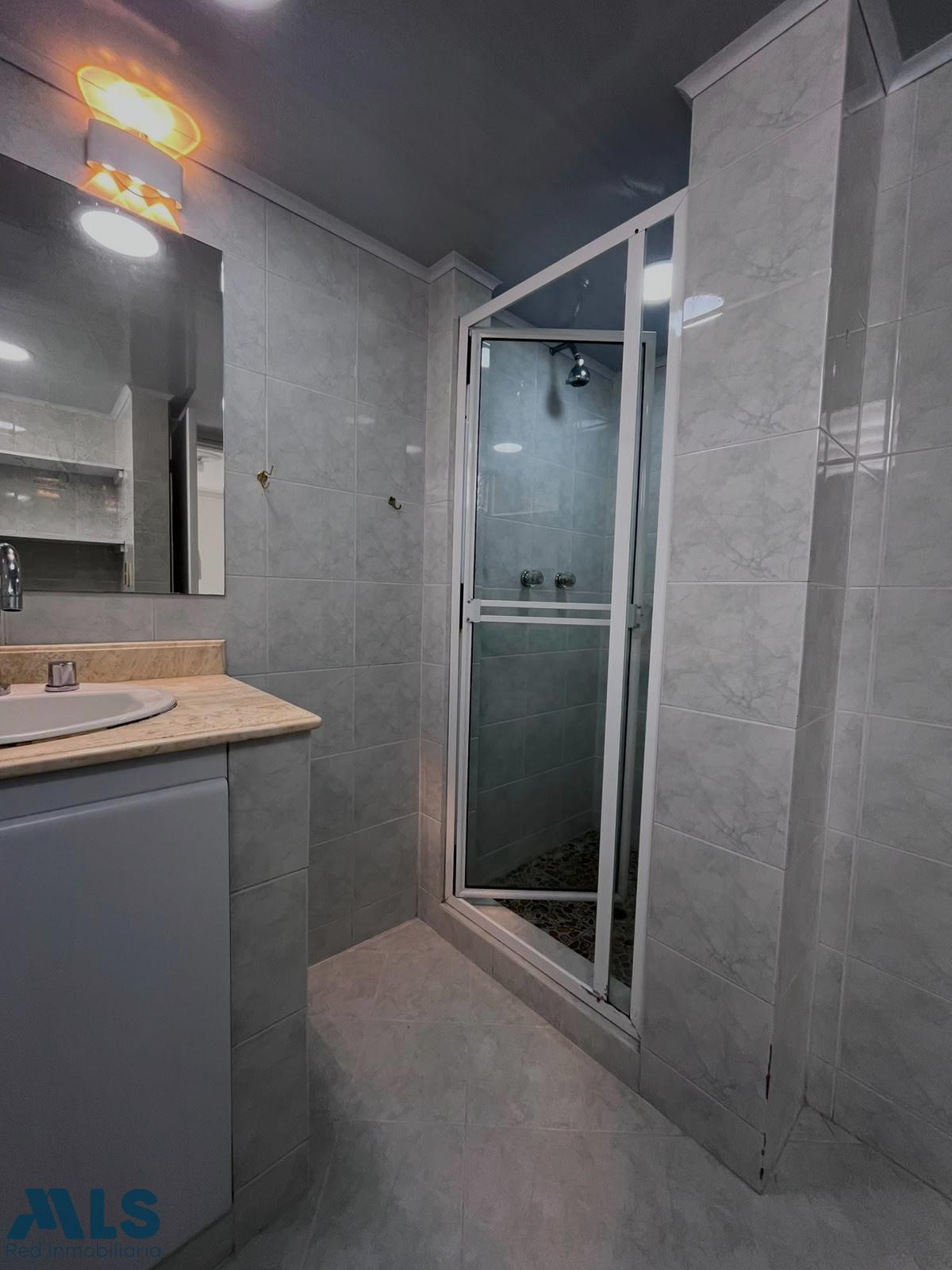 APARTAMENTO EN EL POBLADO - CASTROPOL medellin - castropol