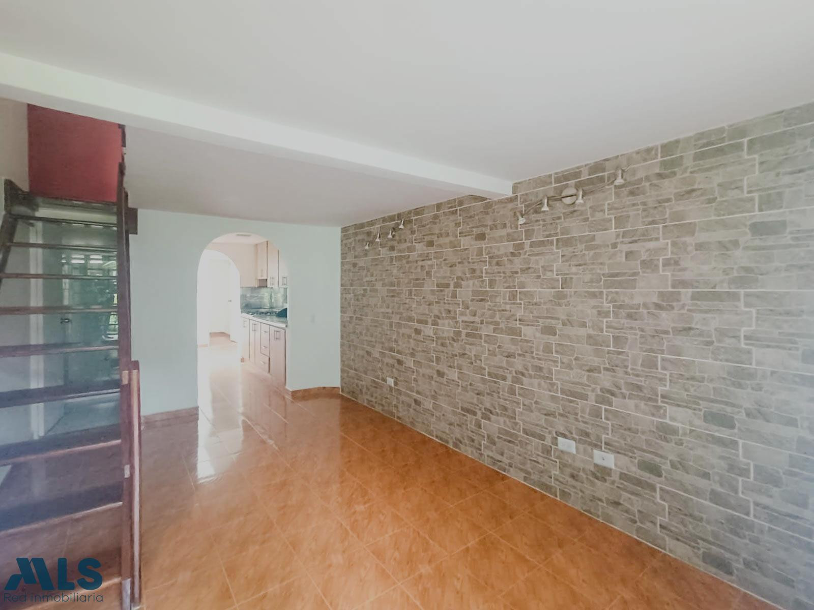 Casa unifamiliar en guayabal unidad cerrada medellin - guayabal