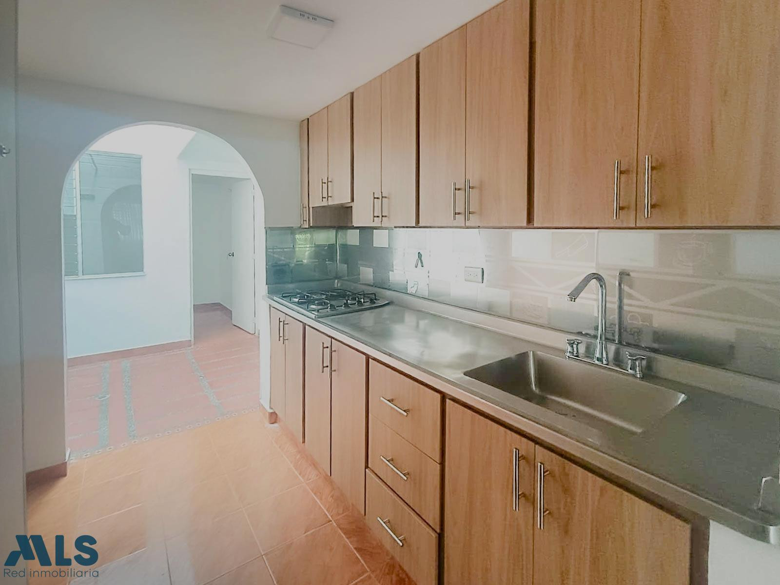 Casa unifamiliar en guayabal unidad cerrada medellin - guayabal