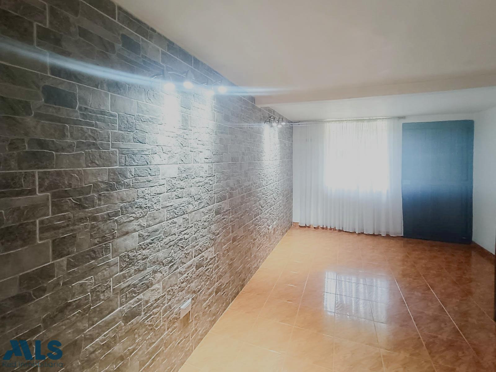 Casa unifamiliar en guayabal unidad cerrada medellin - guayabal