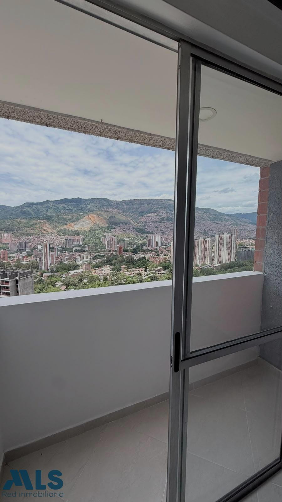 HERMOSO APARTAMENTO EN SANTA ANA EN BELLO bello - santa ana