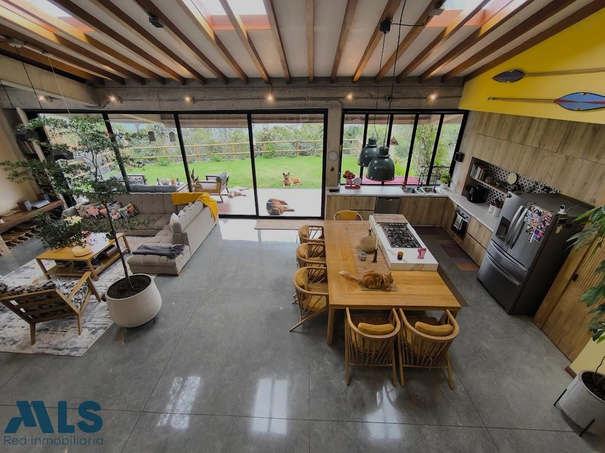 Casa contemporánea – Alto de El Escobero el-retiro - alto del escobero el retiro