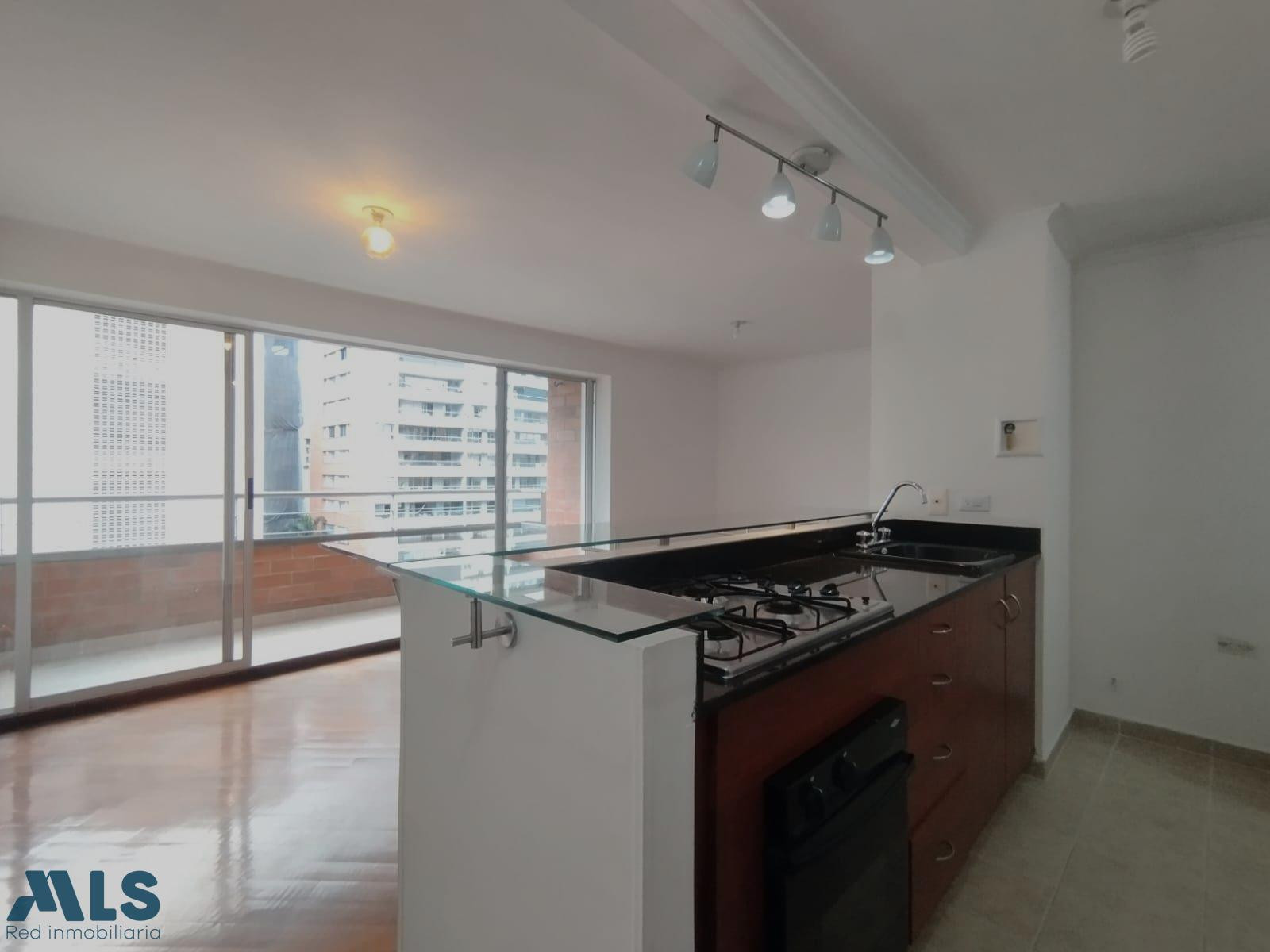 APARTAMENTO MUY BIEN UBICADO EXCELENTE PRECIO medellin - las lomas no 1