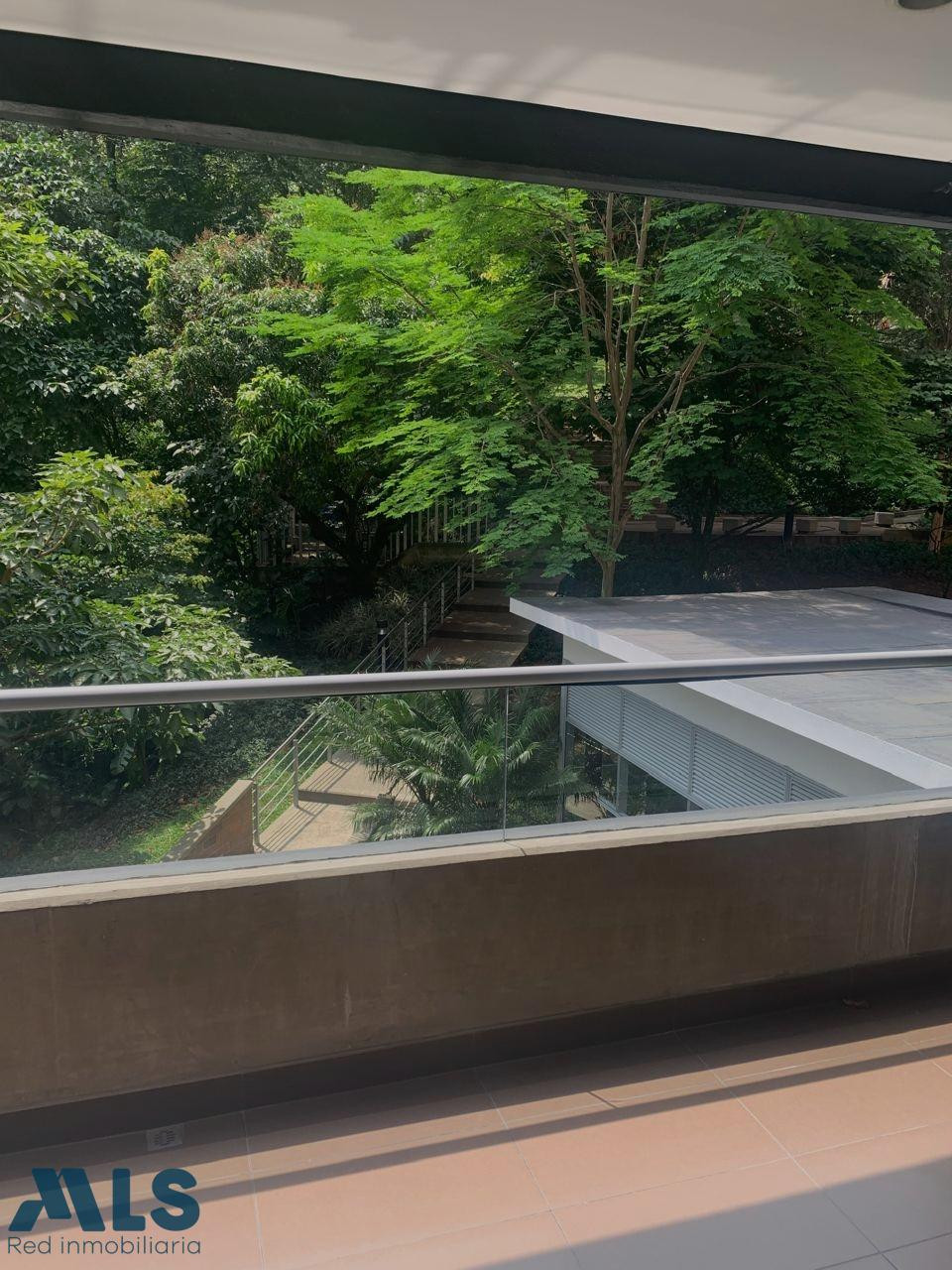 Hermoso apartamento muy bien ubicado medellin - castropol