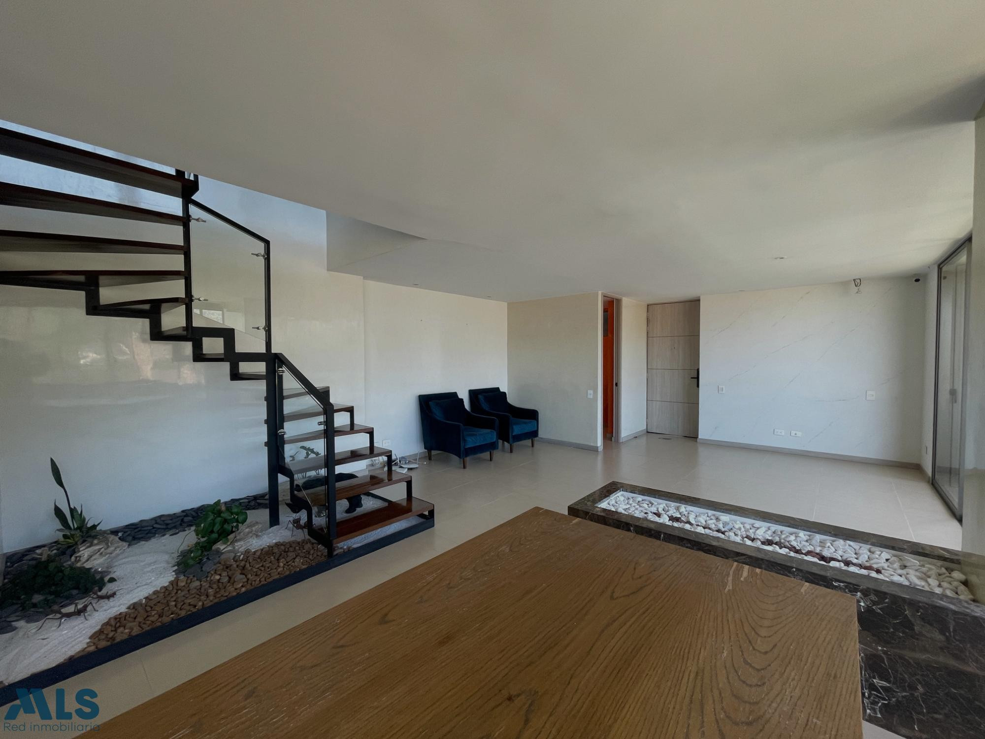 APARTAMENTO DÚPLEX EN VENTA EN ALTOS DEL POBLADO medellin - altos del poblado