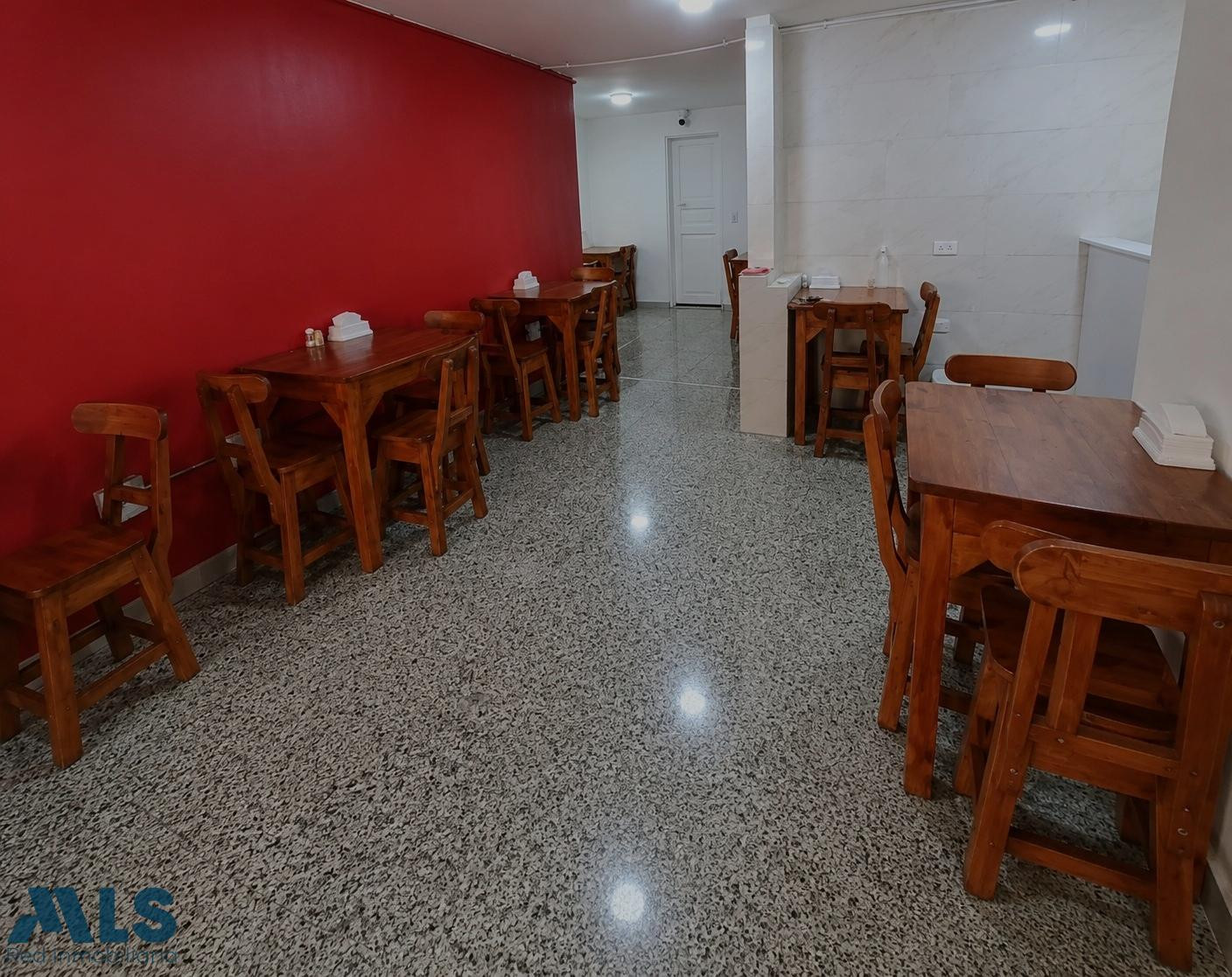 VENDO LOCAL COMERCIAL en LA FLORESTA medellin - suramericana