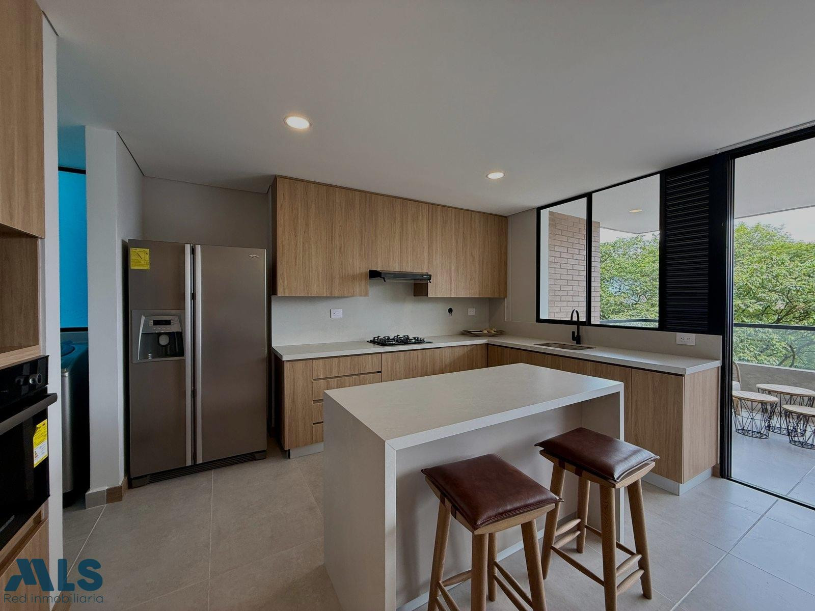Tu nuevo hogar en Las Brujas: Diseño, confort y exclusividad envigado - loma de las brujas