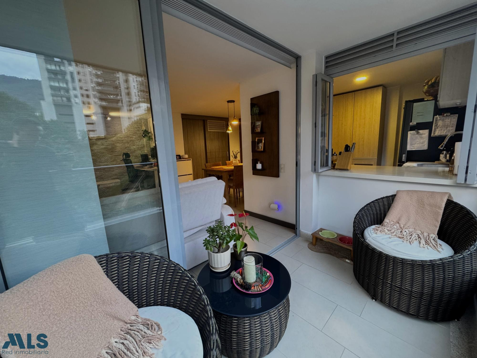 ✨🏡 Apartamento Brujas – Espacios amplios, iluminación y excelente ubicación. 🌳☀️ envigado - loma de las brujas