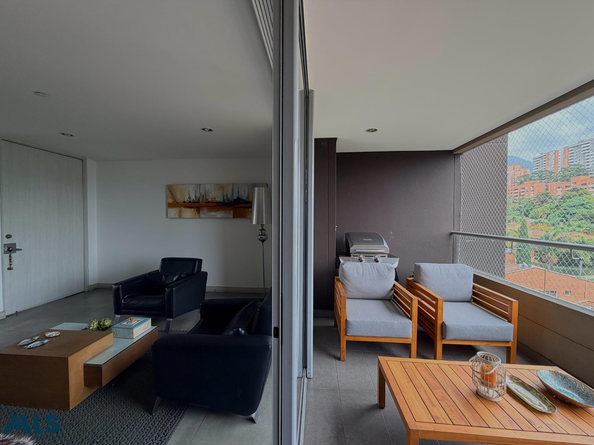 | V E N T A | Apartamento en Envigado Loma de Benedictinos. envigado - loma de benedictinos