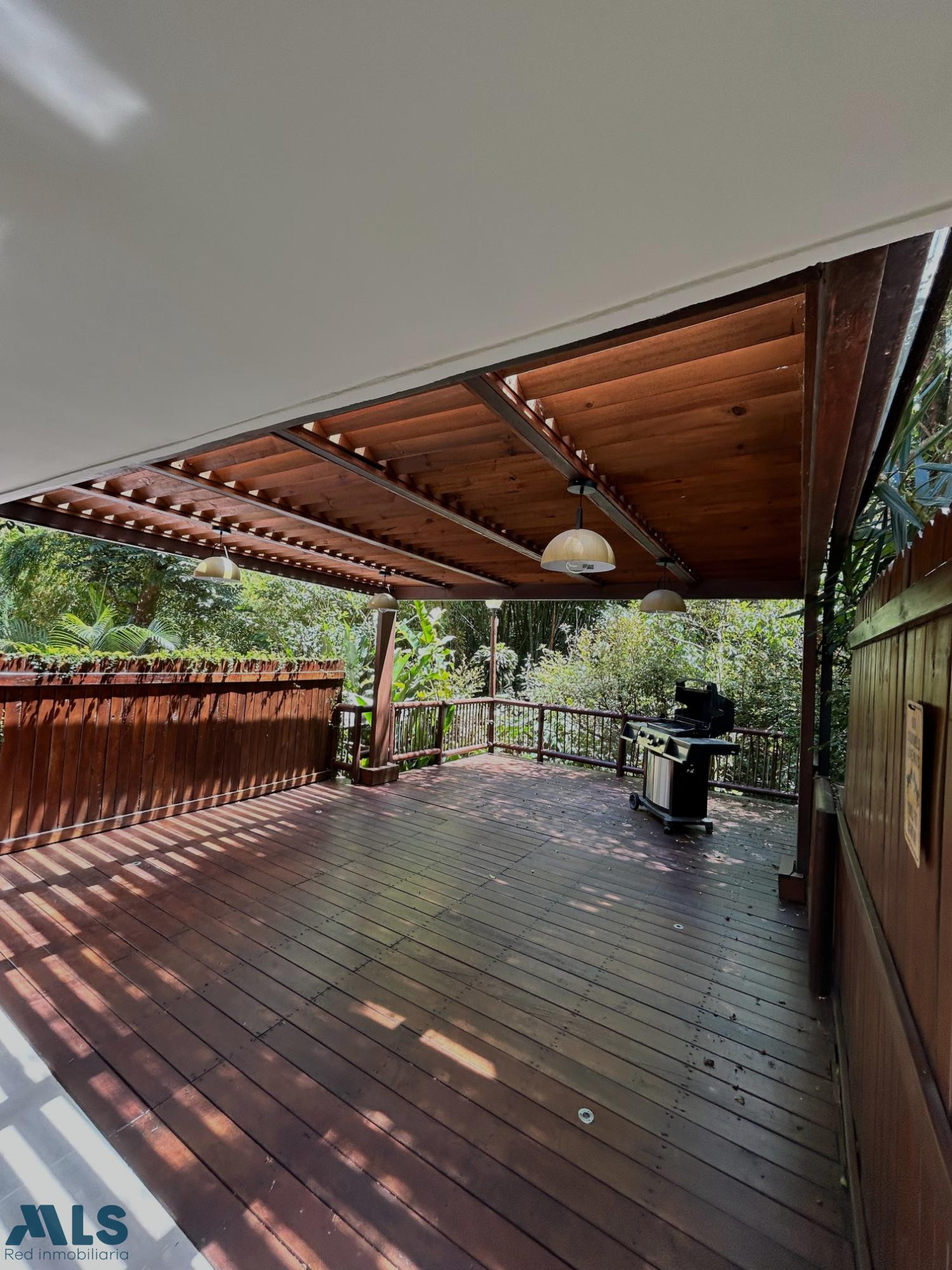 Confortable casa familiar envigado - el esmeraldal