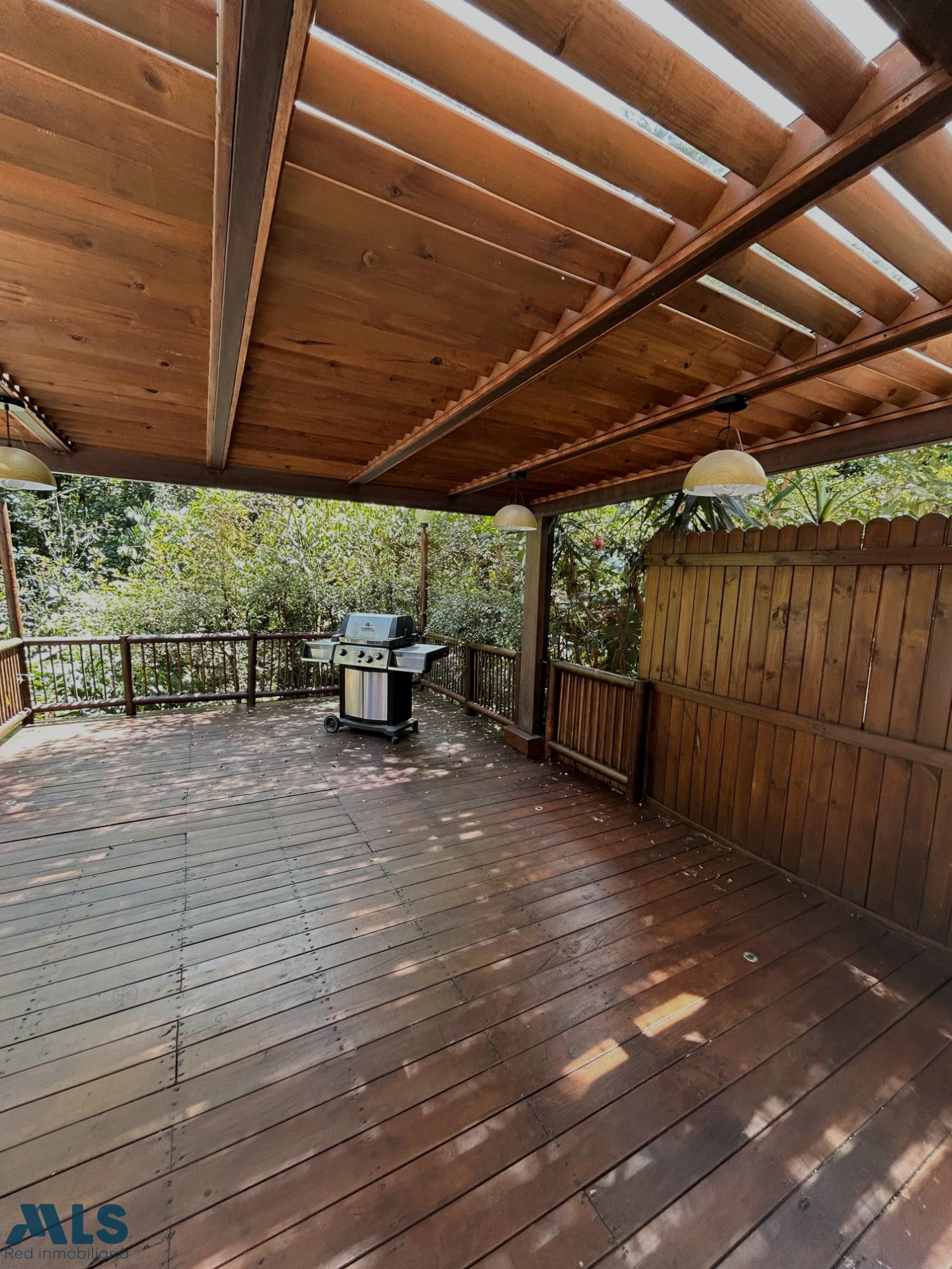 Confortable casa familiar envigado - el esmeraldal