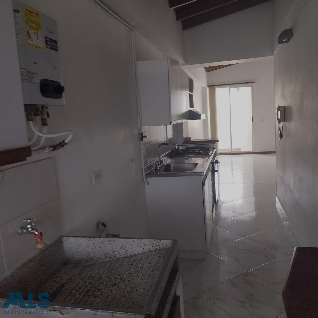 ACOGEDOR APARTAMENTO ZONA RESIDENCIAL PRADO-LA CANDELARIA medellin - prado