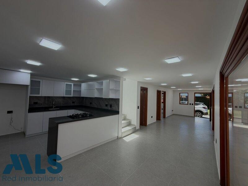 Casa en venta ubicada en La Ceja sector Payuco la-ceja - payuco