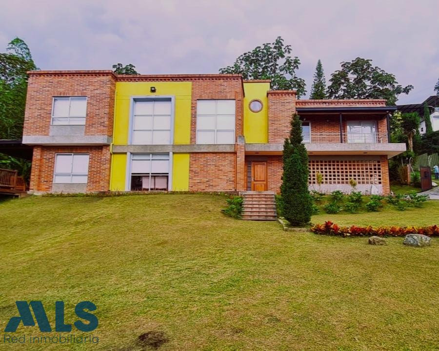 Tu refugio exclusivo en medio de la naturaleza. envigado - loma del escobero