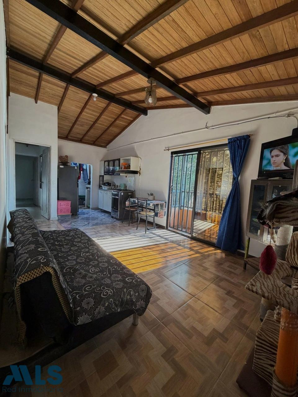 Casa disponible para la venta medellin - colinas de enciso