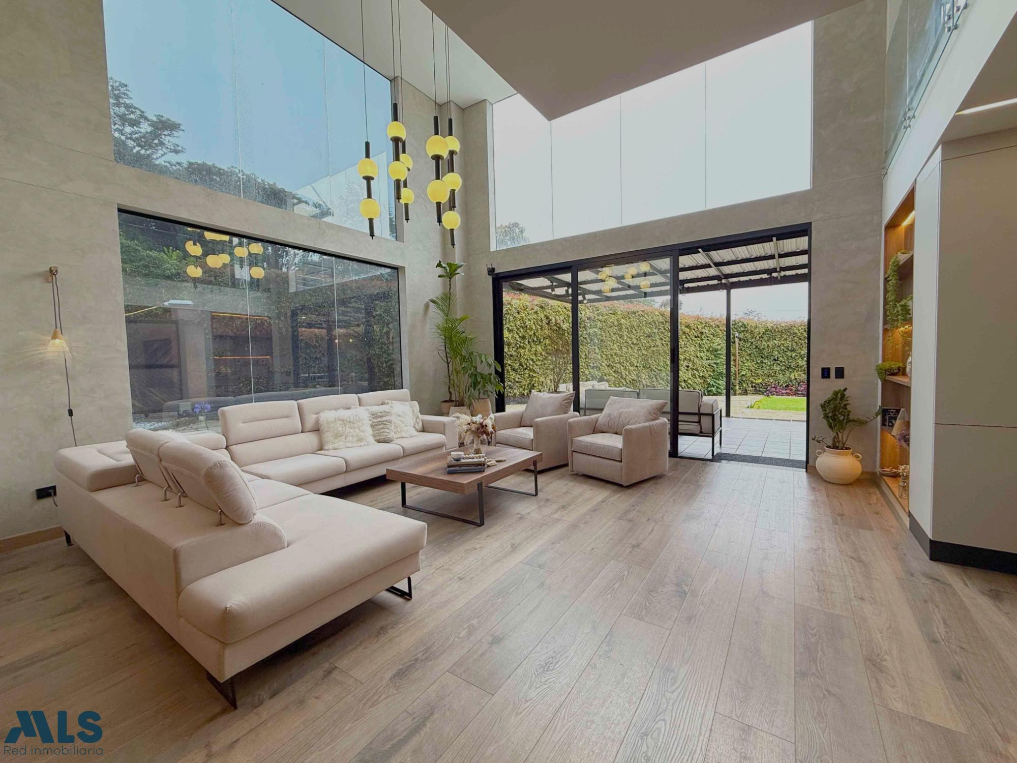 Casa independiente moderna en Alto de Palmas envigado - alto de las palmas