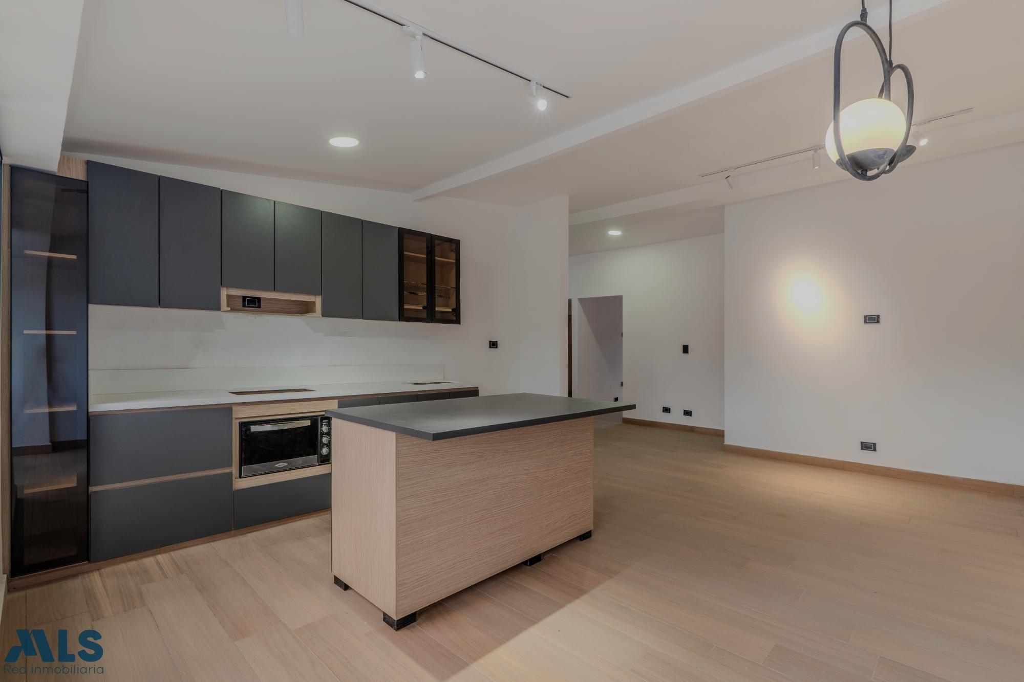 Apartamento Remodelado en venta en Laureles Florida Nueva medellin - florida nueva