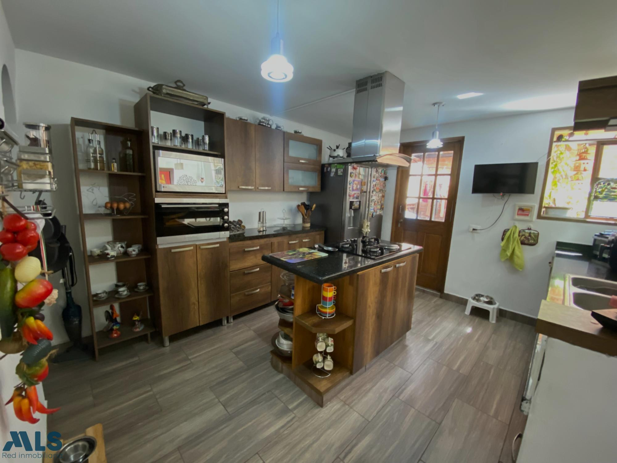ESPACIOS QUE SE SIENTEN COMO HOGAR EN LA MOTA medellin - la mota
