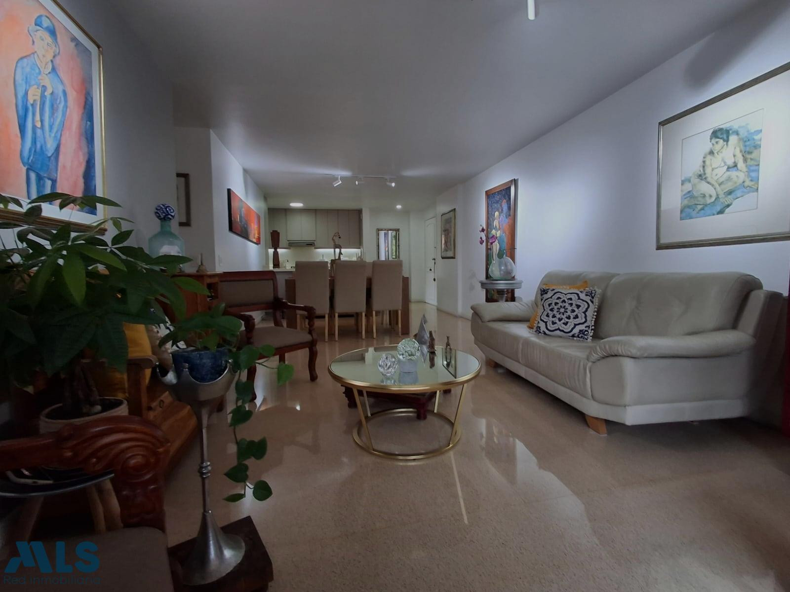 Apartamento con excelente ubicación en el Poblado. medellin - el tesoro